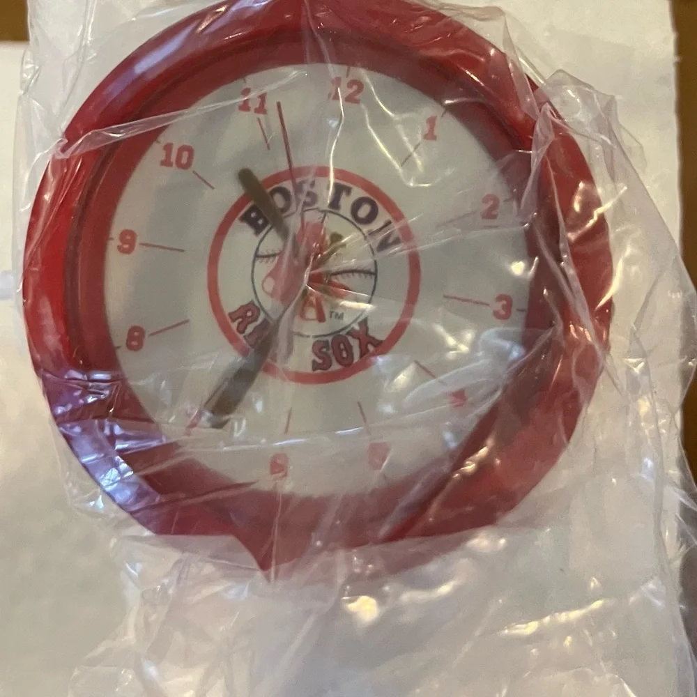 NEW Forever Collectibles Boston Red Socks Fenway Park Stadium Clock